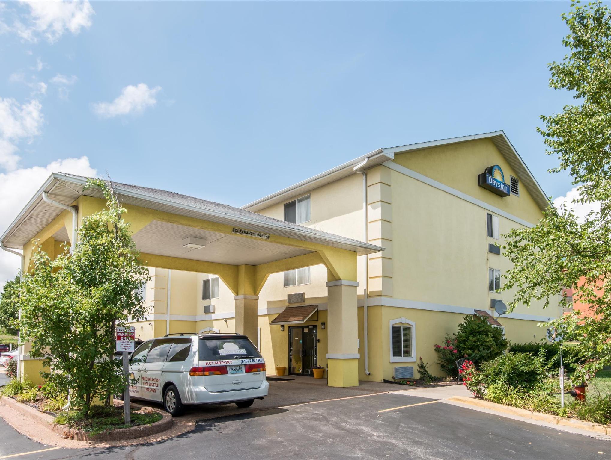 Days Inn By Wyndham Kansas City International Airport Zewnętrze zdjęcie