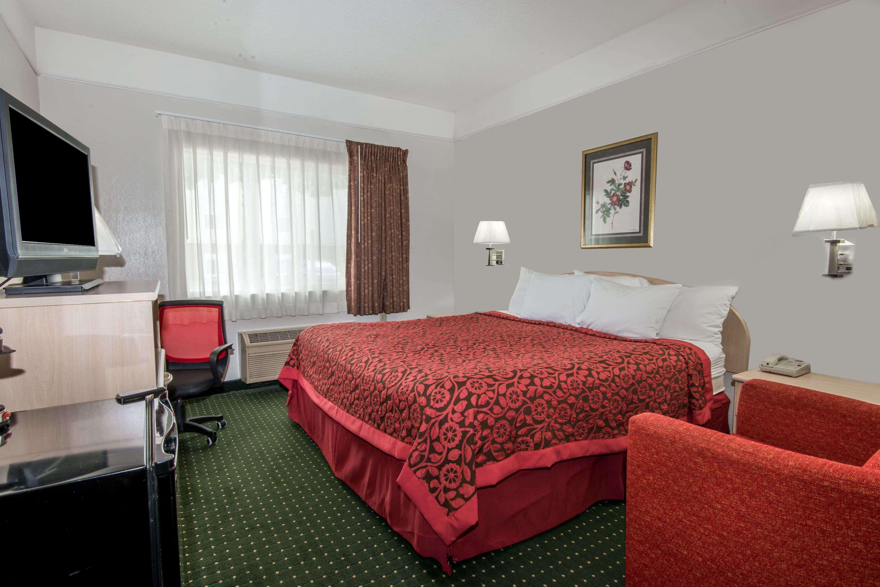 Days Inn By Wyndham Kansas City International Airport Zewnętrze zdjęcie